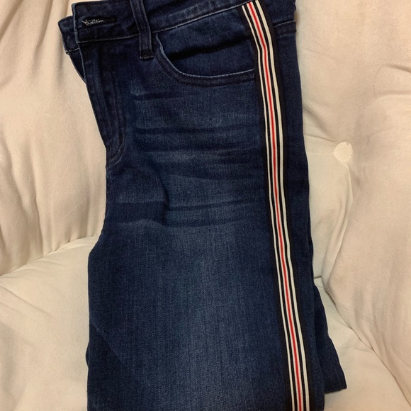 High-Rise Striped Skinny Jeans - Picture 4 of 5